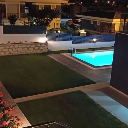 Villa Dalyan'da, Triplex Muestakil, Havuzlu Cesme