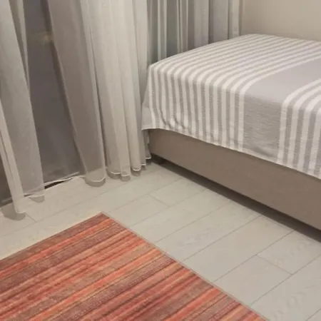 Dalyan'da, Triplex Muestakil, Havuzlu Villa Cesme